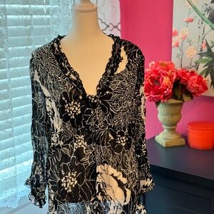 black floral vintage v-neck blouse